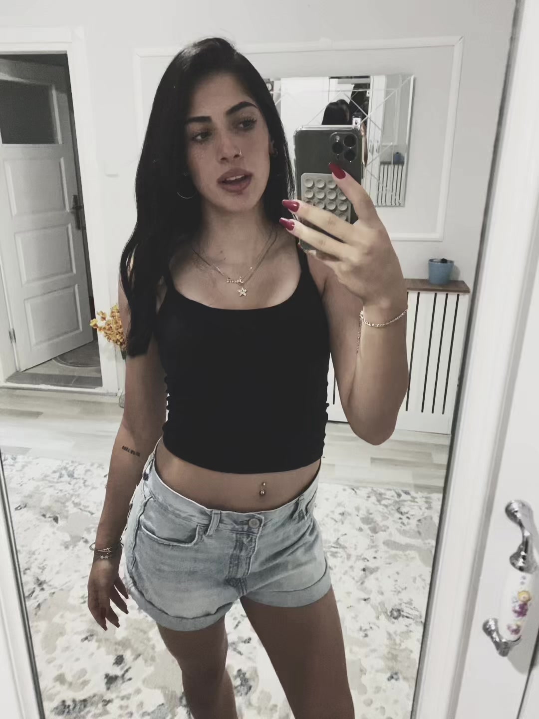 @5iremmcelebi