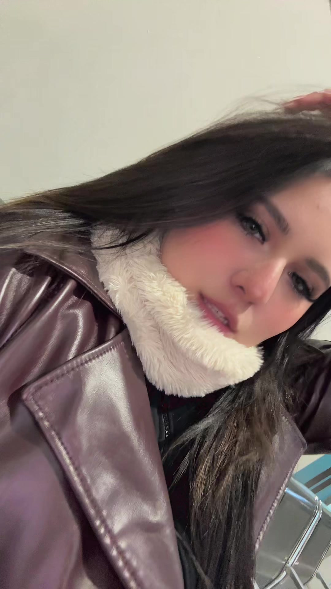 @Aripv