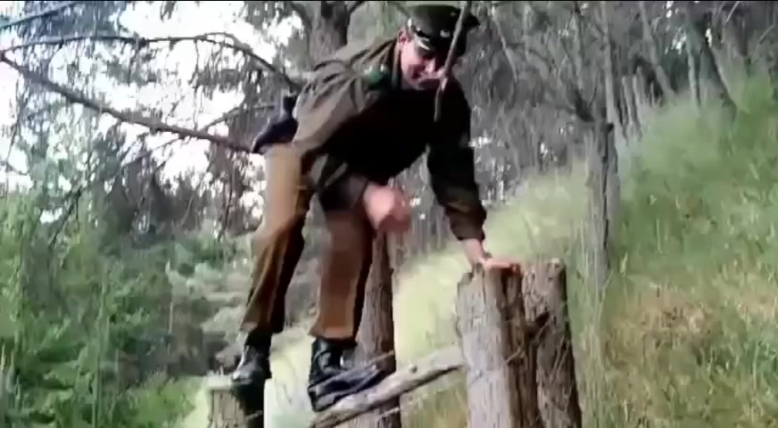 @Anti comunista