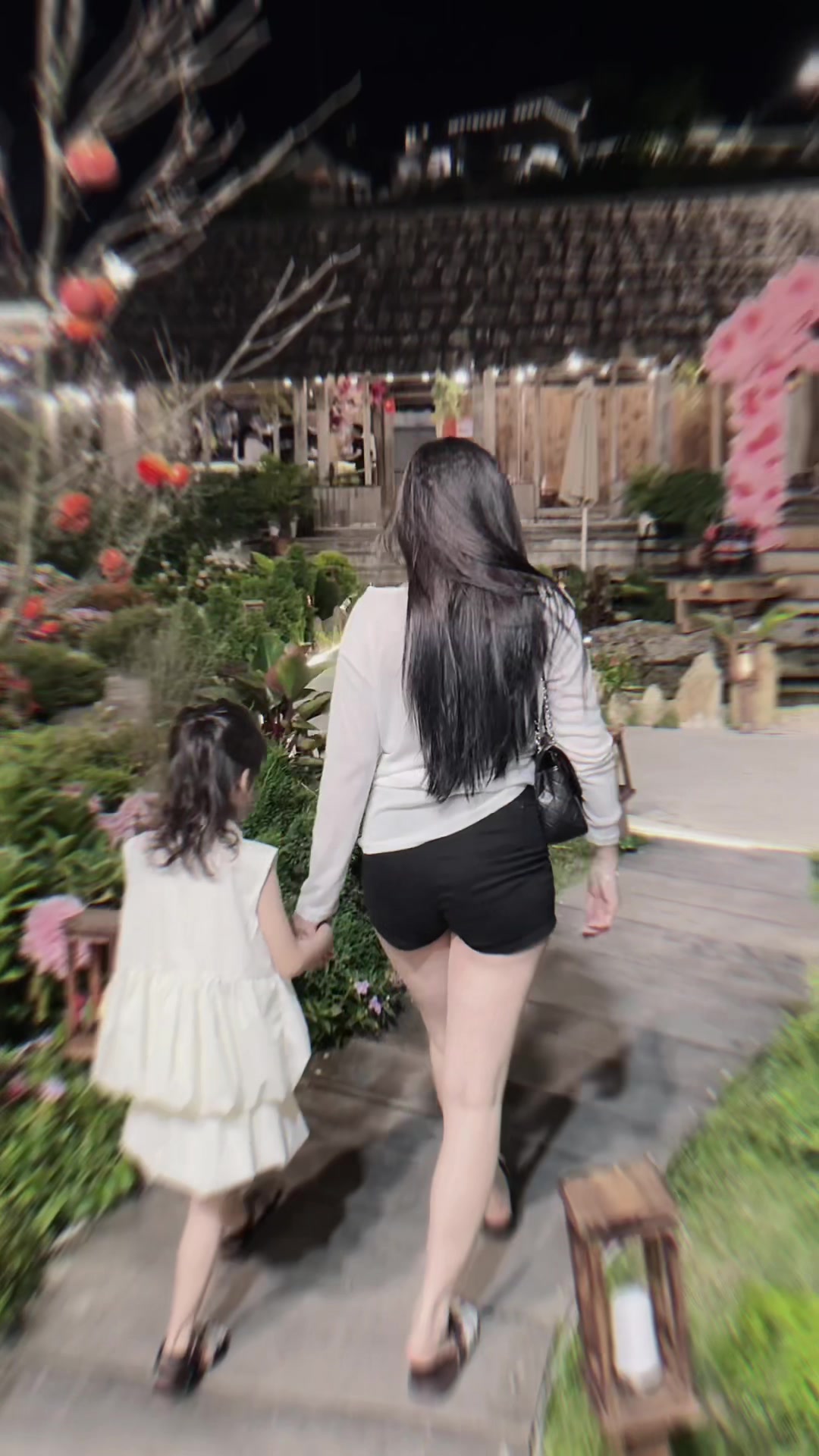 @𝑳â𝒎 𝑻.𝑨𝒏𝒉🛍️