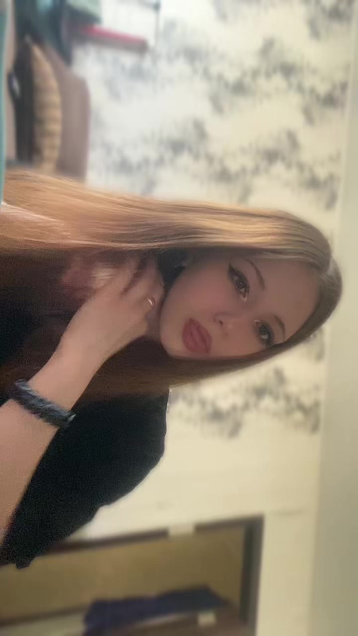 @🖤