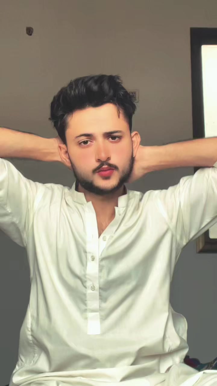 @𝑍𝑎𝑟𝑟𝑎𝑟 𝑠ℎ𝑎ℎ♡