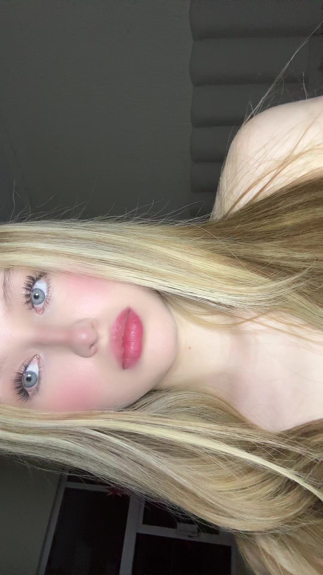 @V a l