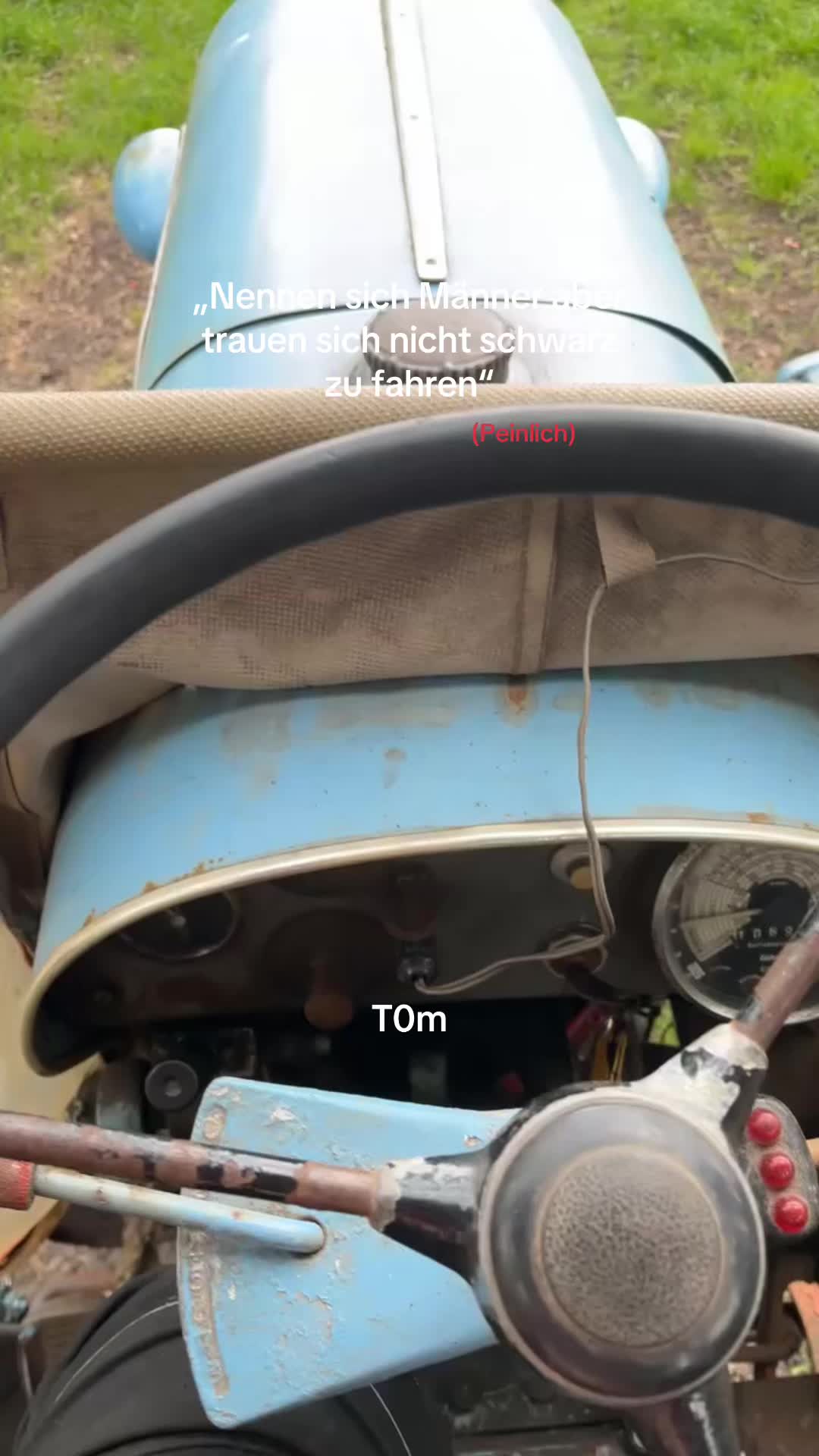 @t0m