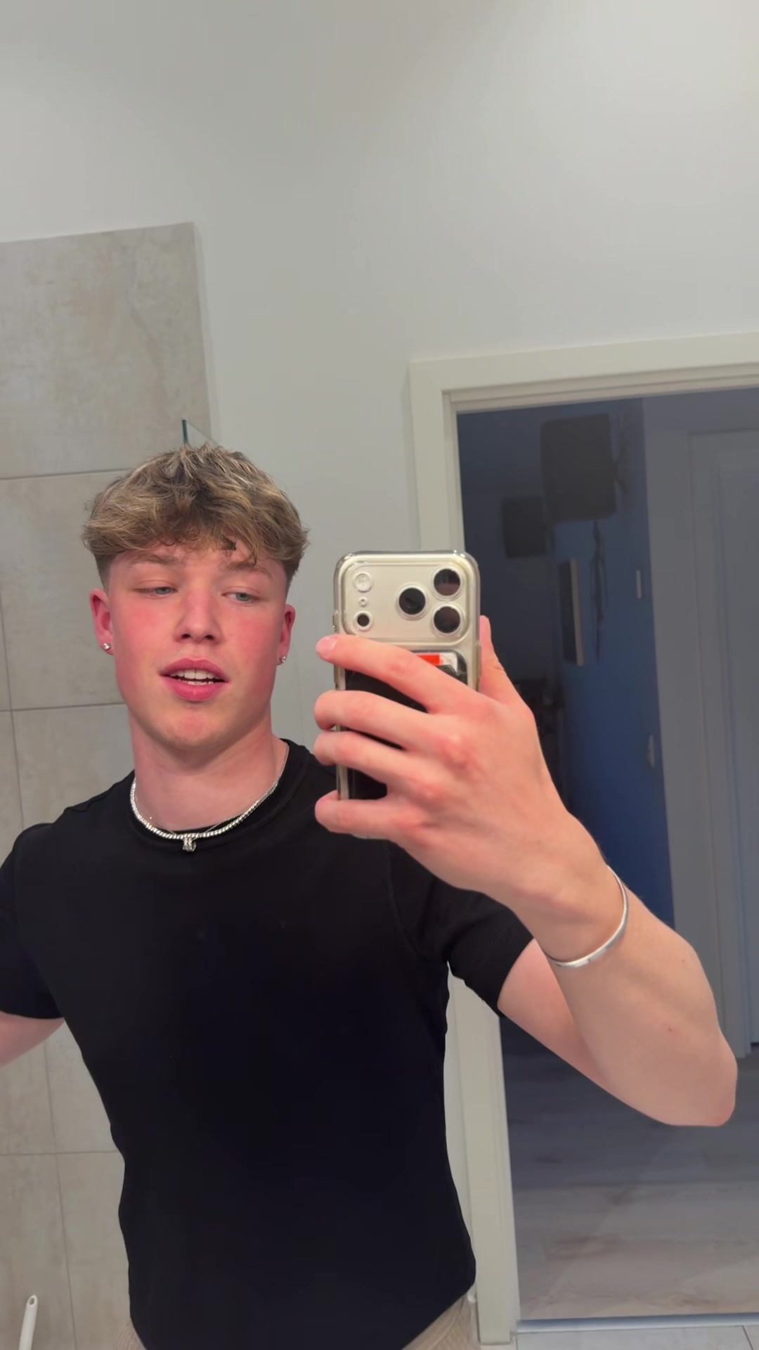 @thereallevitwin_k