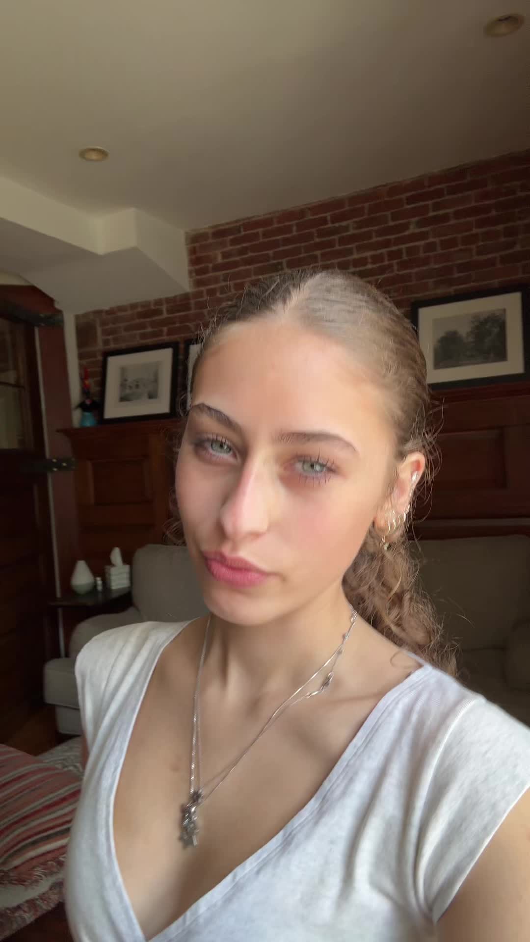 @shhhh1234884