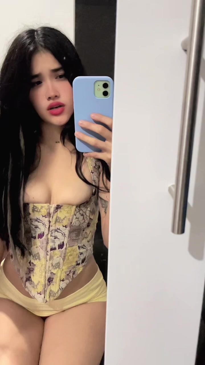 @lizaa