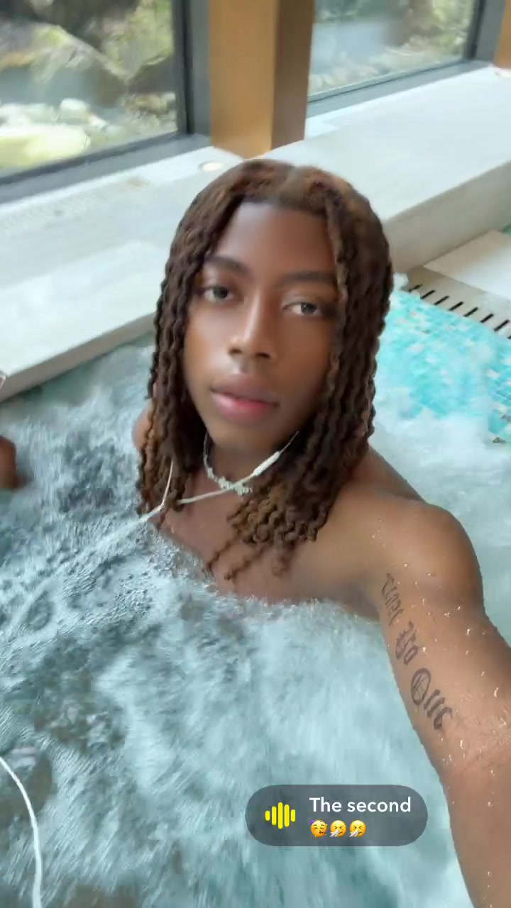 @Kimberleylecritiqueur