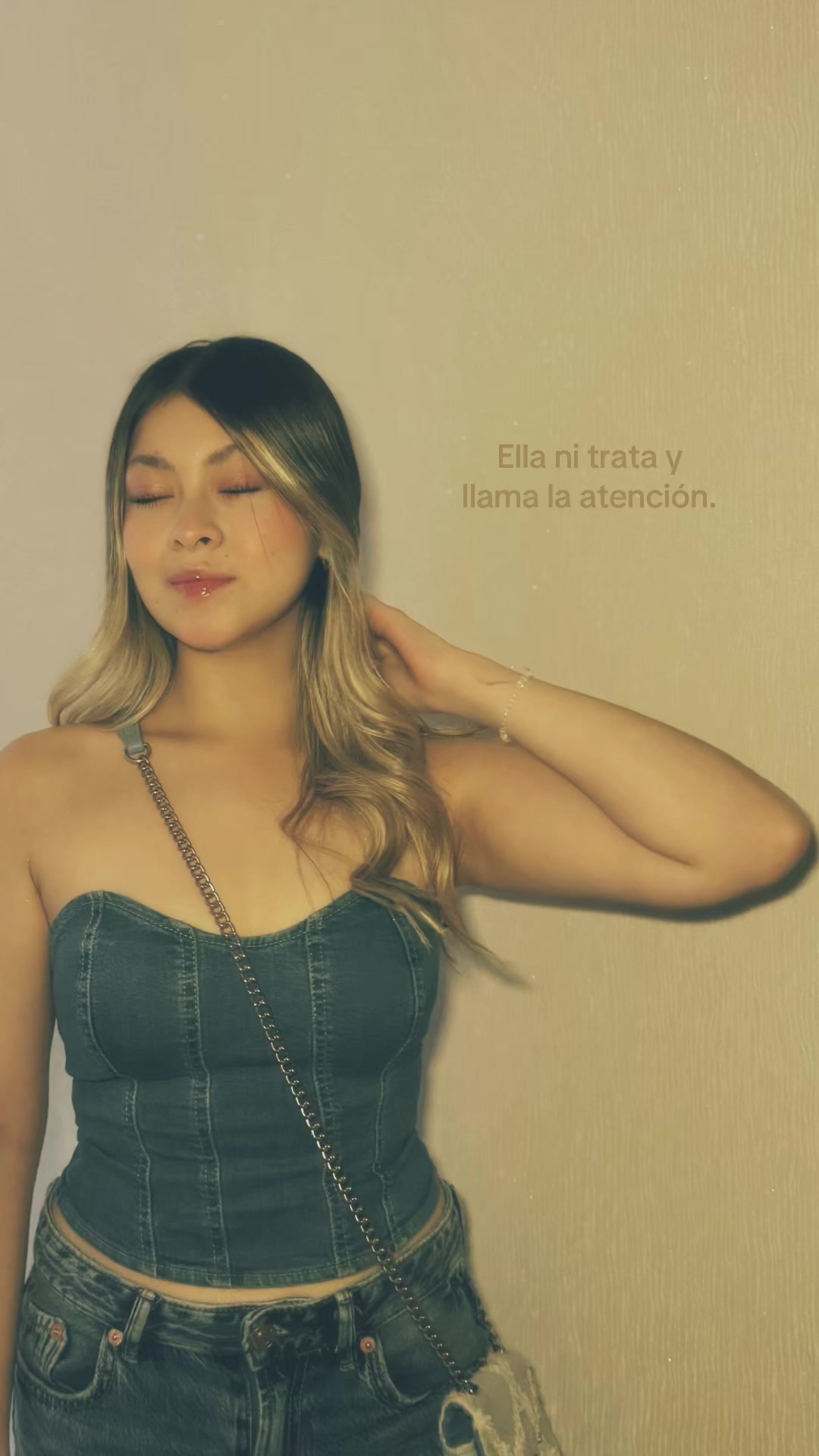 @𝐯