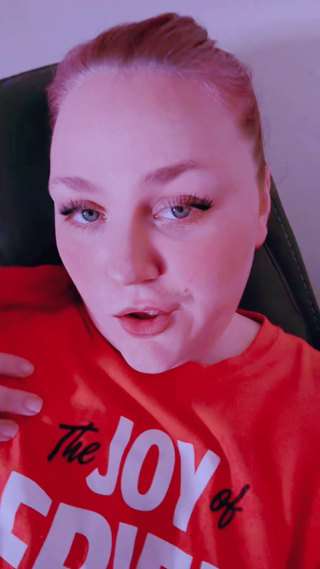 @foxyqueenbossred🦊