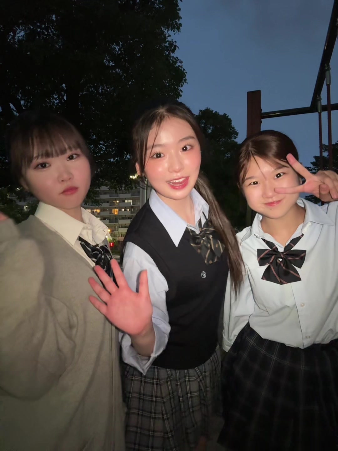 @Hana