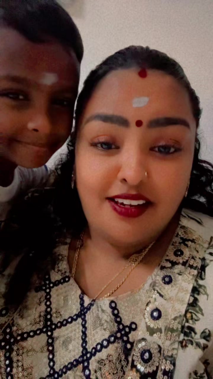 @Vithrapavi
