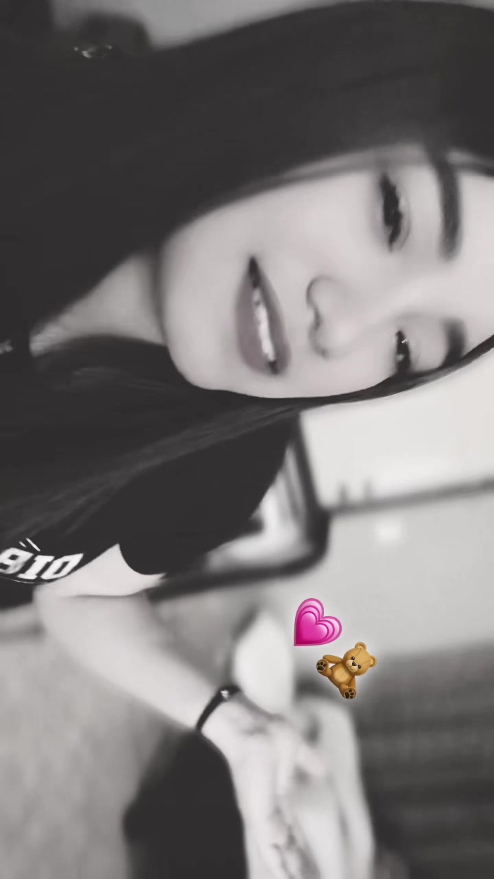 @Priv_brianna2708