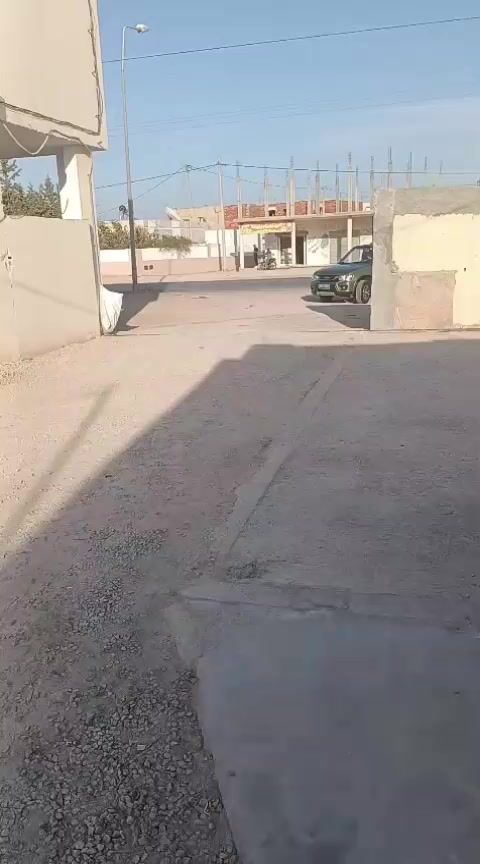 @emna amouna