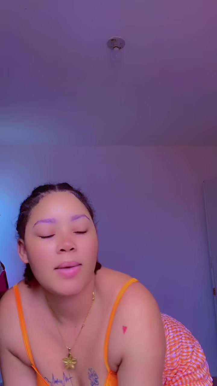 @Chica loca ๐ค๐ค๐ญ๐น