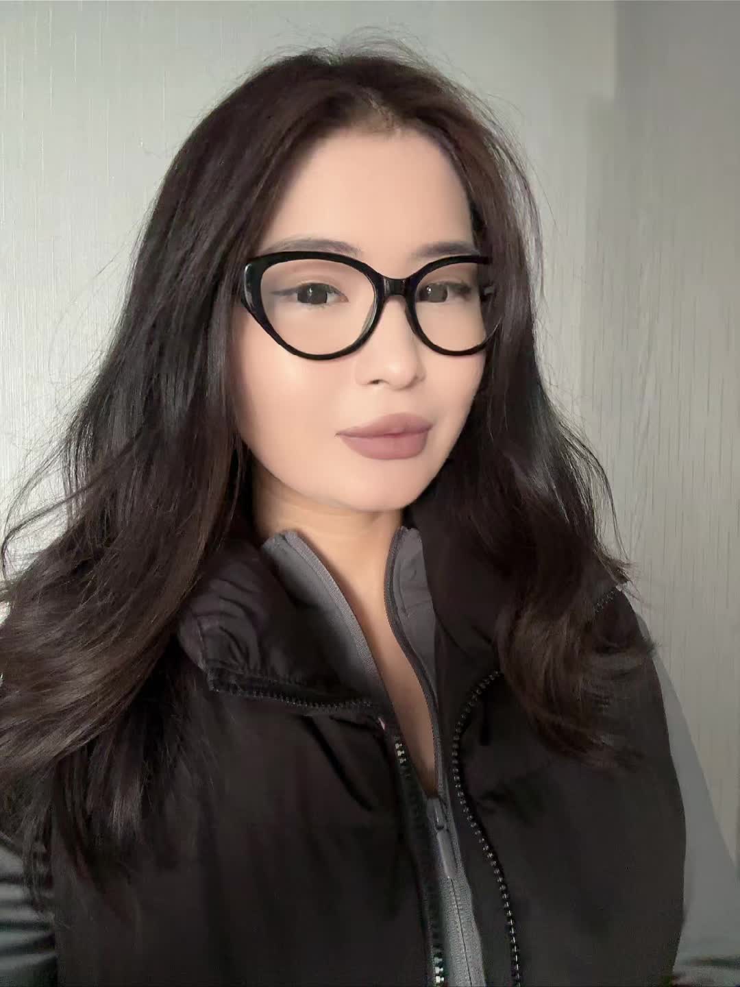 @Zhenisova_alina