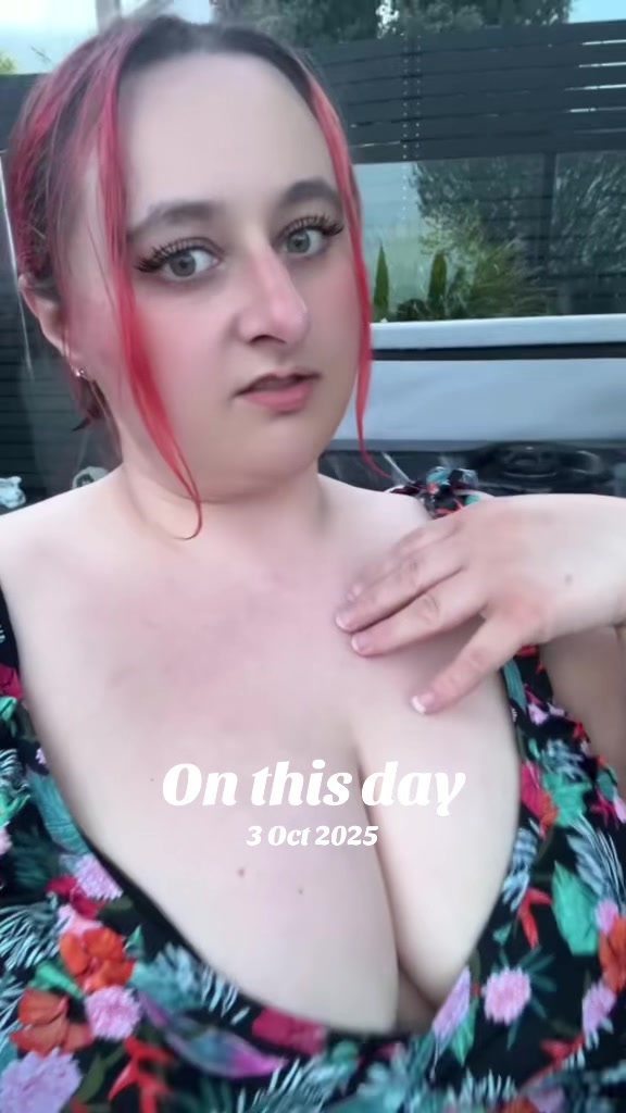 @MissBombshellBettie