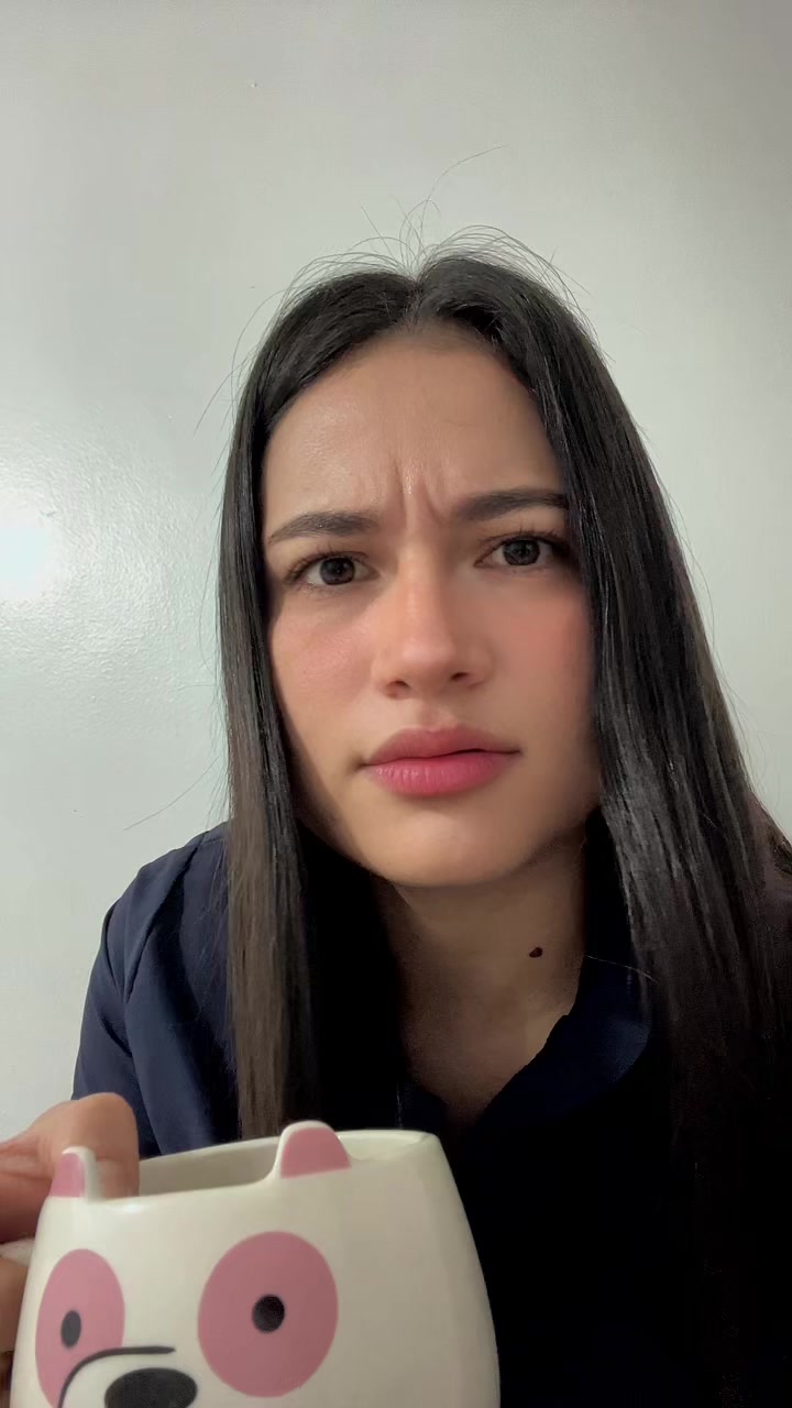 @Karolliceth