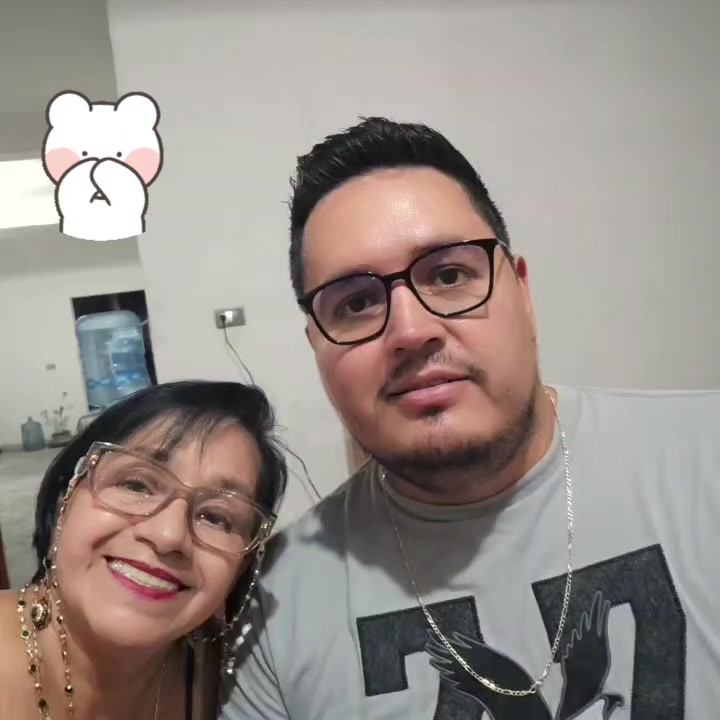 @Lupita Vélez única