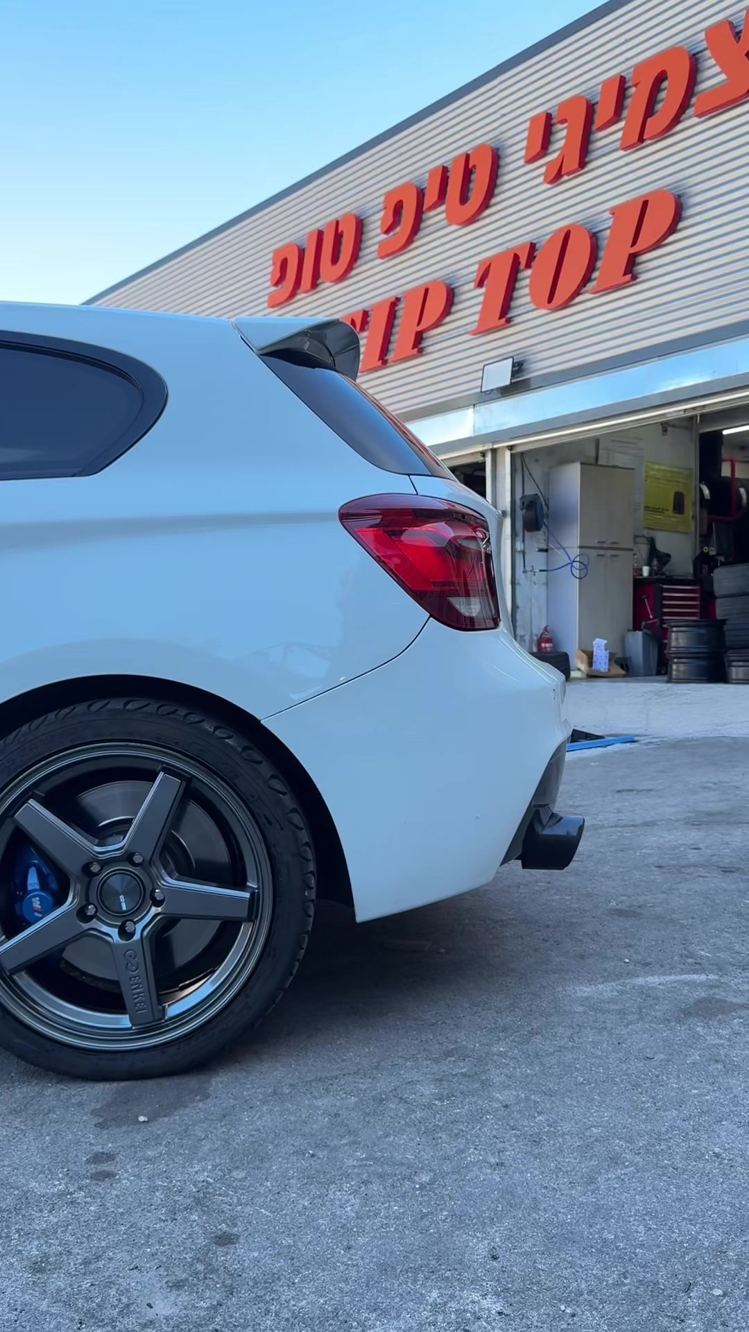 @TipTop Wheels & Tires