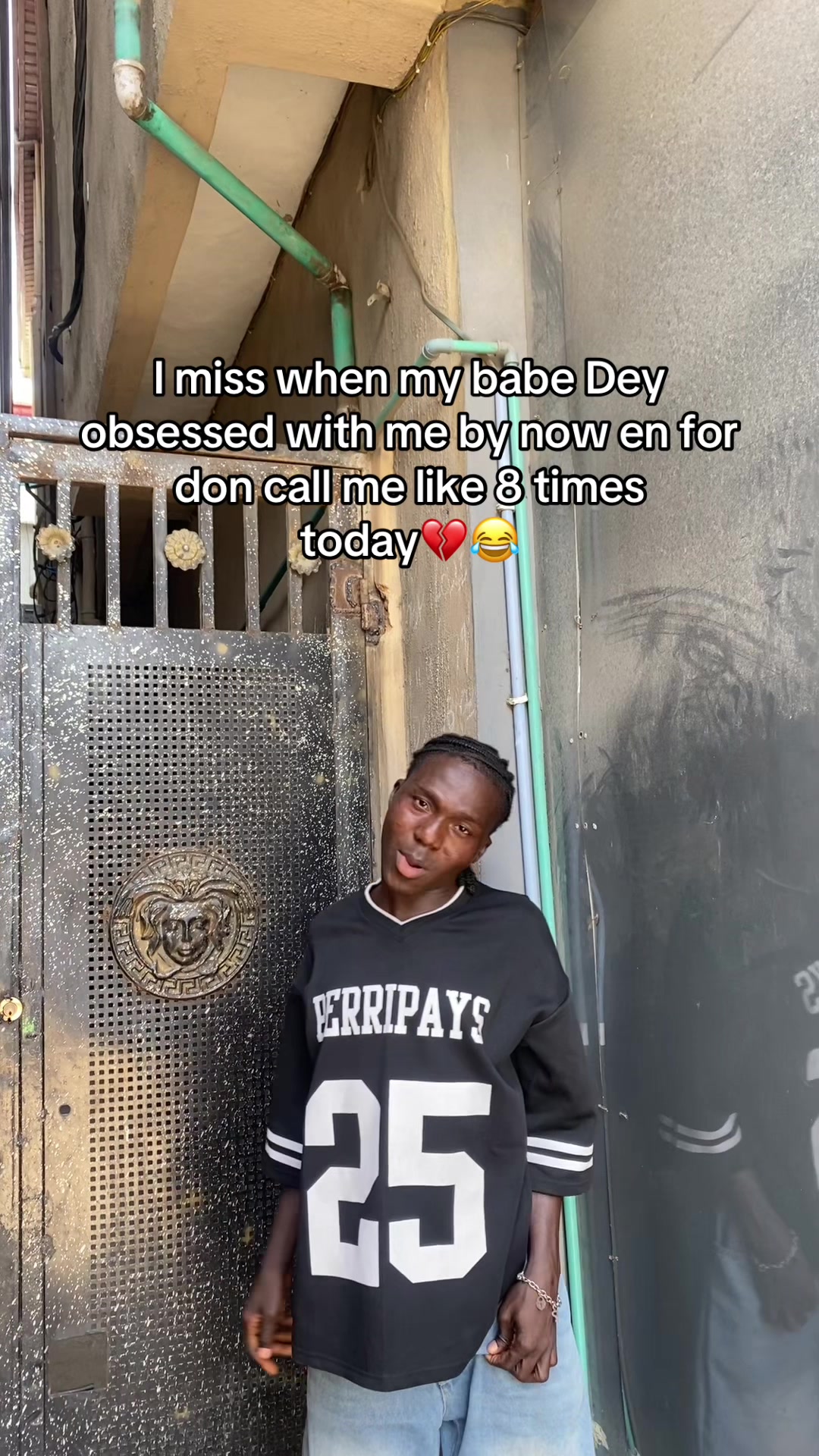 @Ayomide💔💐
