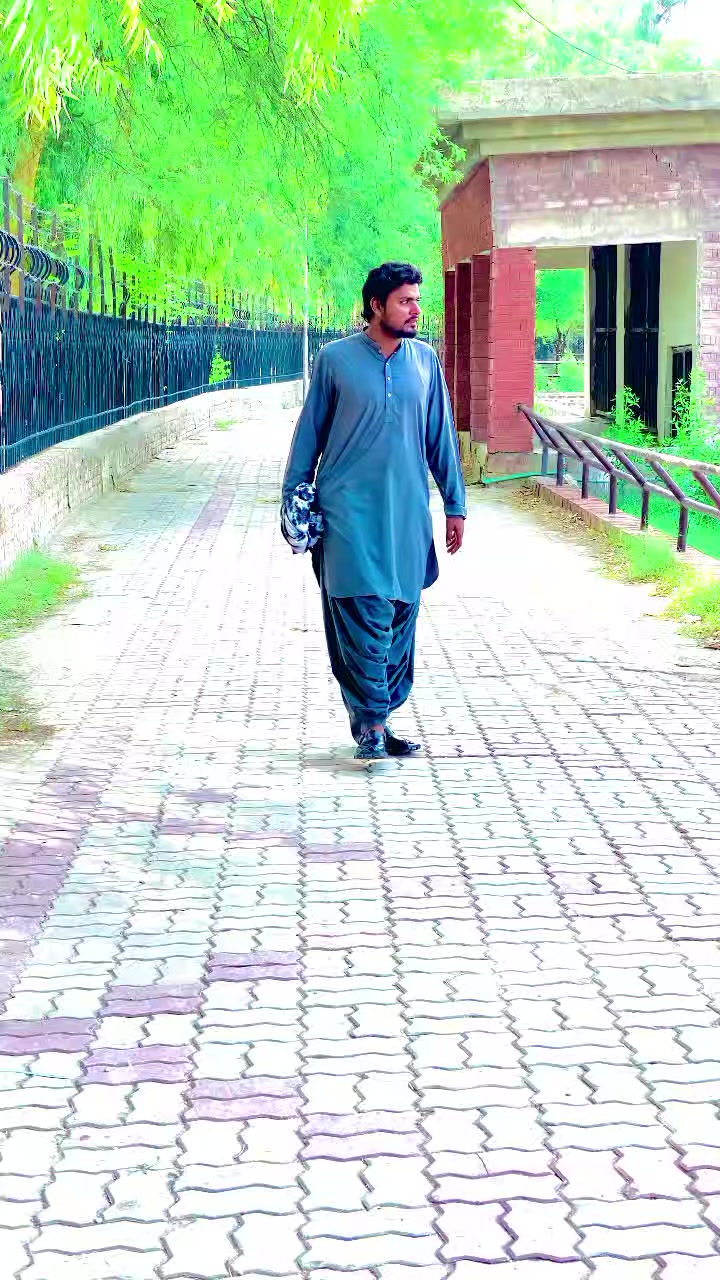@︻╦デ╤━╼یا مخلص تھی یا یار نہ سڈ