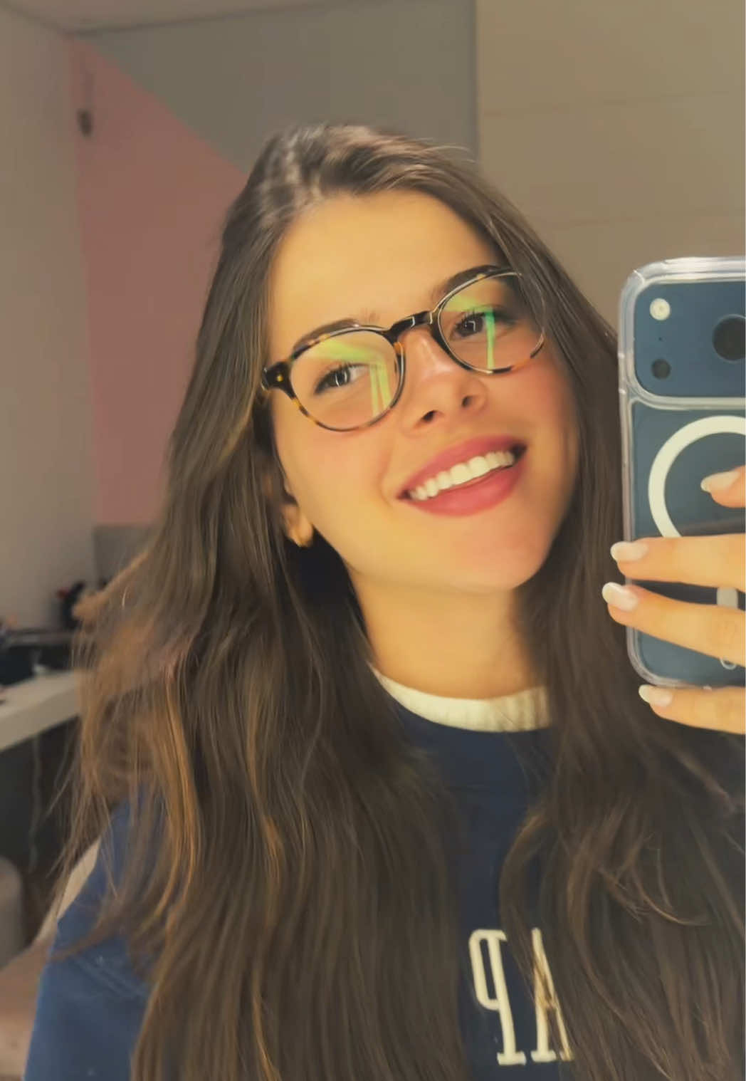 @LARACOSTAAB_