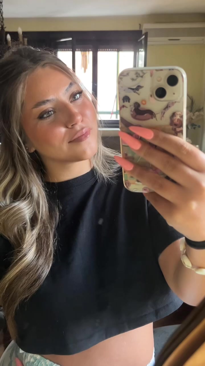 @🦋