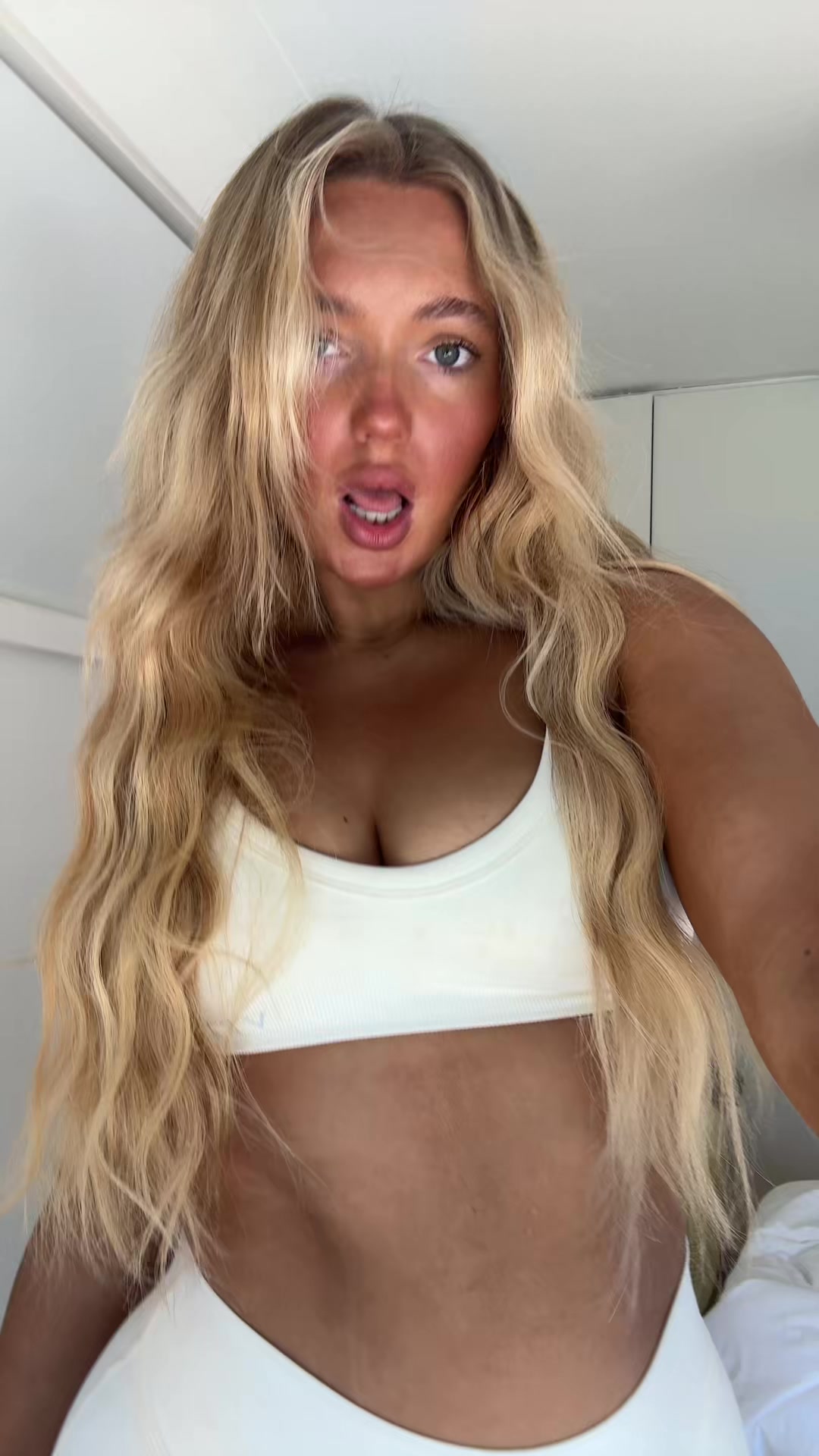@Nikki