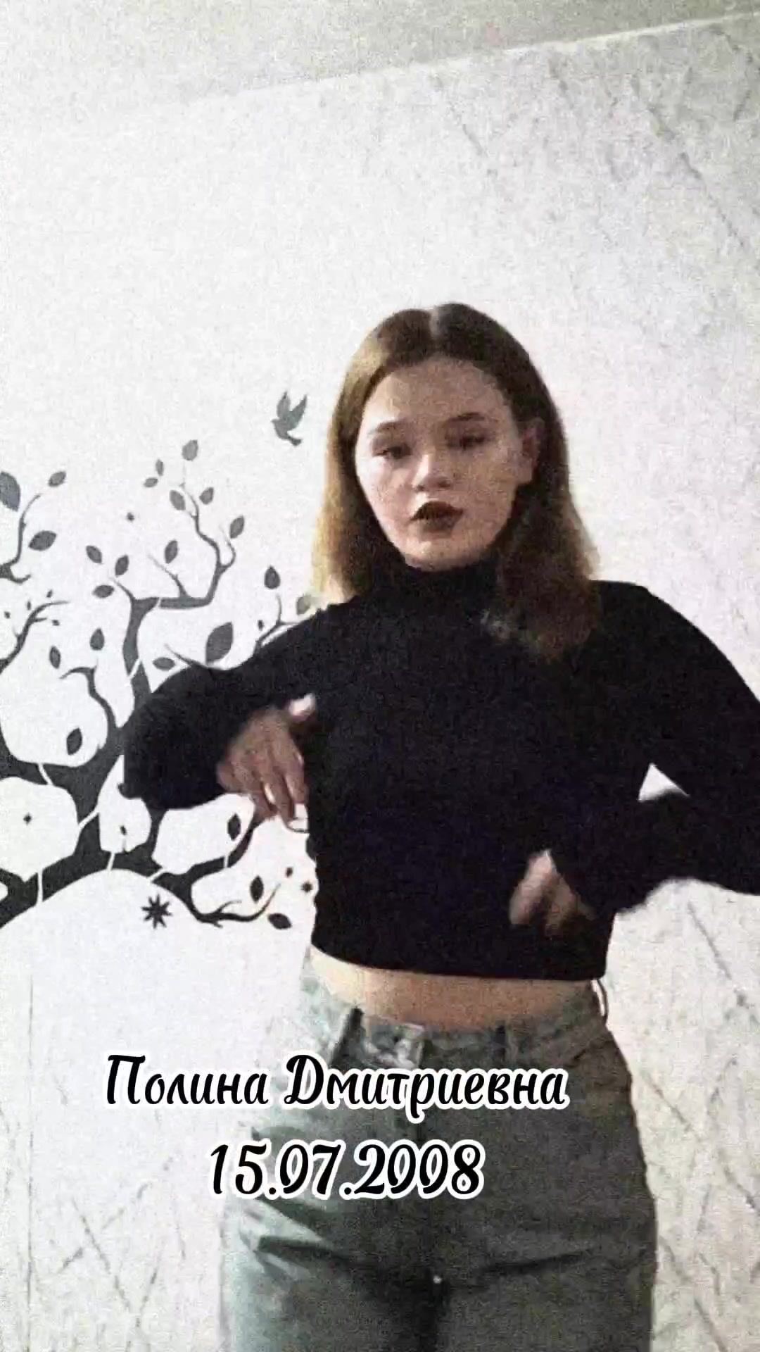 @полина