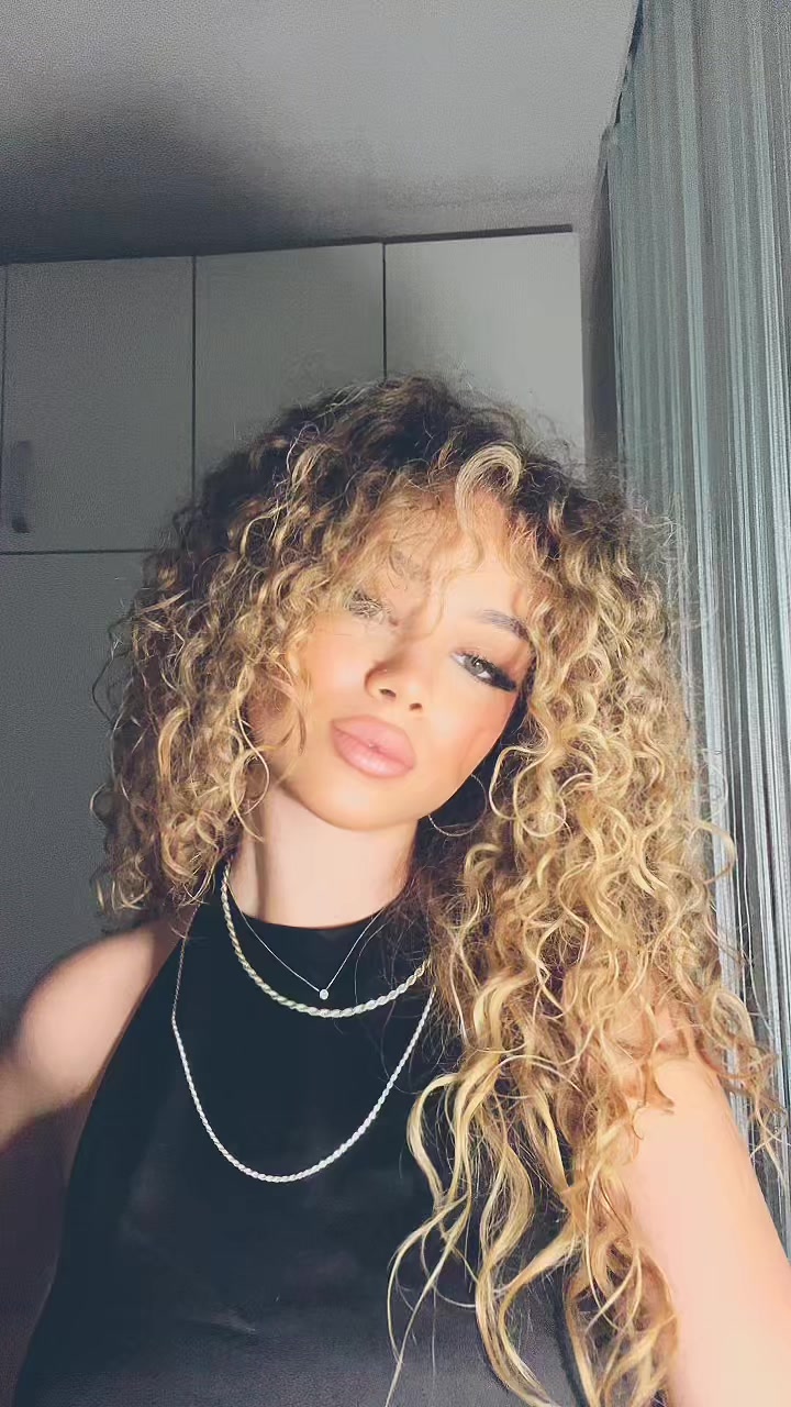 @isidora