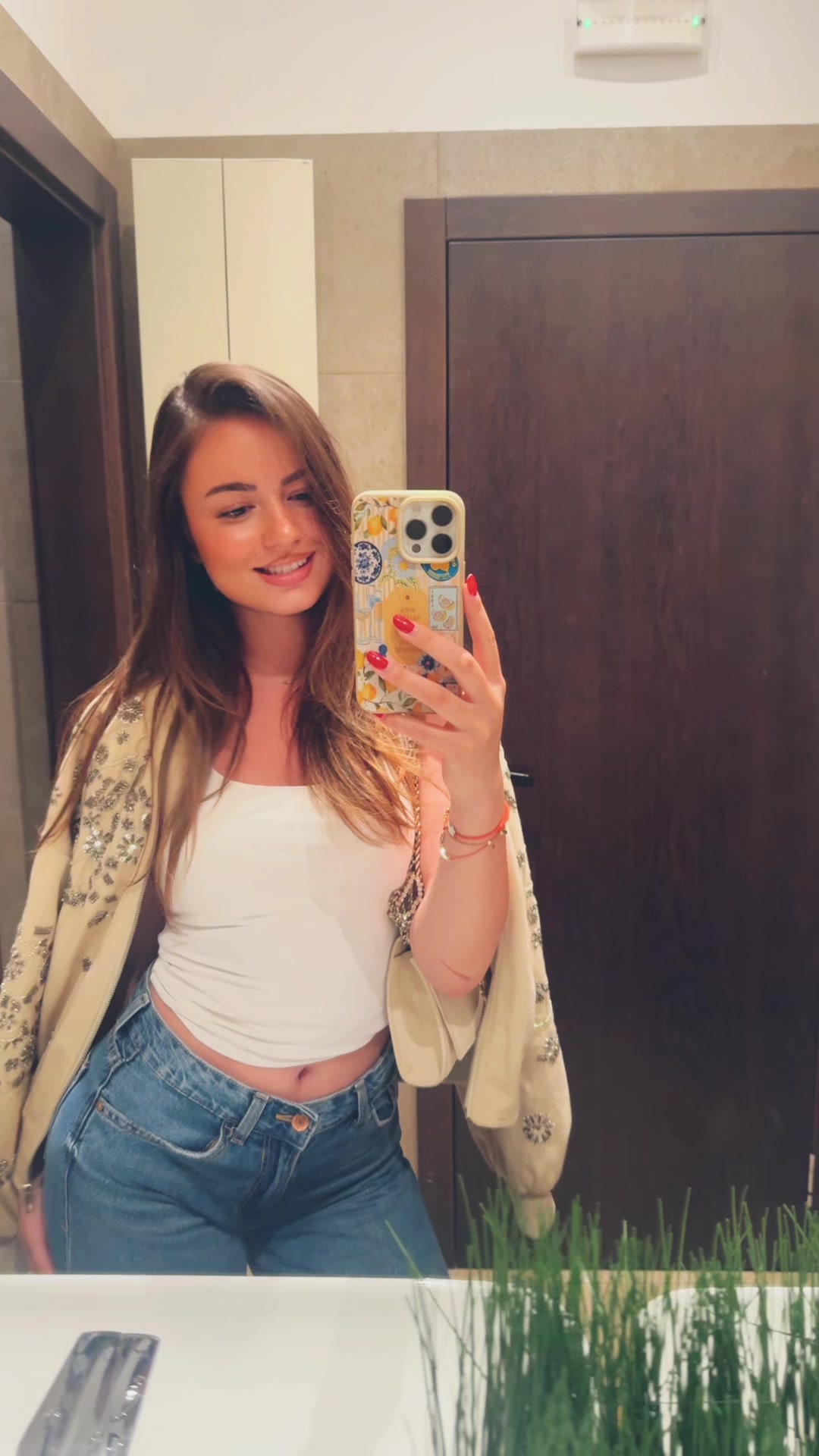 @sarakuzeljevic