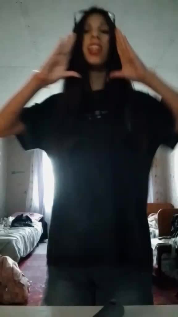 @<<🐻 Няшка 🐻>>