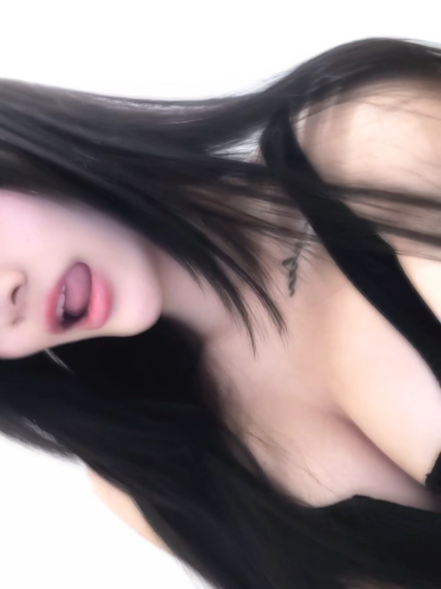 @♡ evie ♡