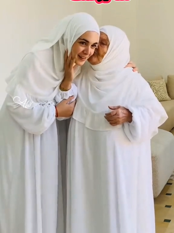 @👑𝑸𝒖𝒆𝒆𝒏👑🩷🦋 عـبـيـر
