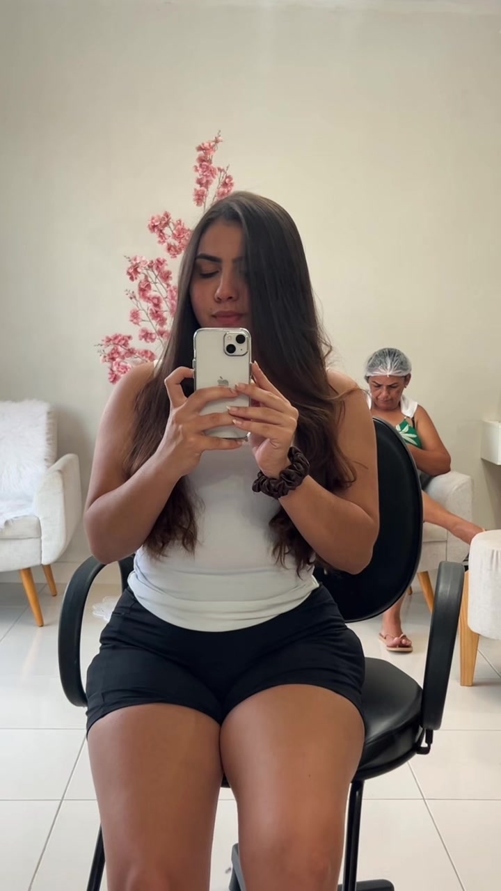 @leleuuu