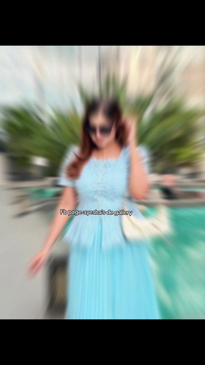 @ayeshas_de_gallery