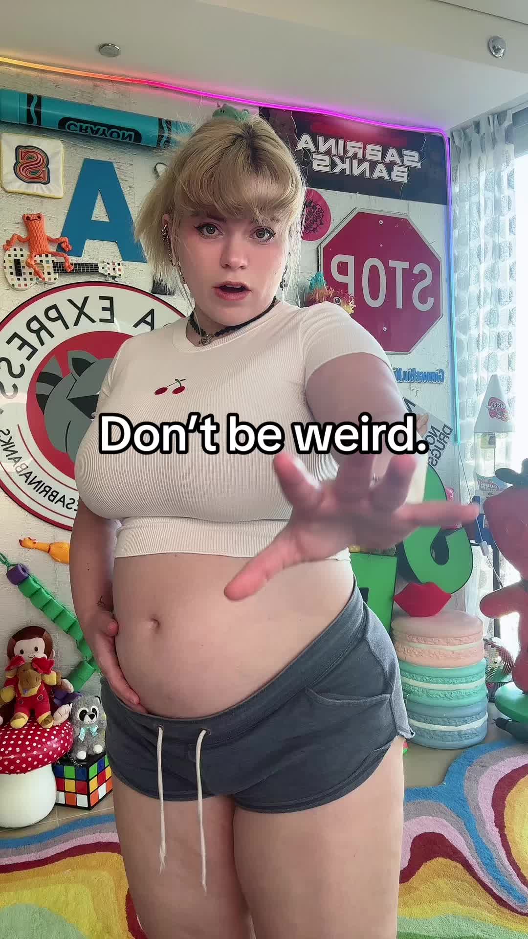 @🌈Sabrina Banks 🦝