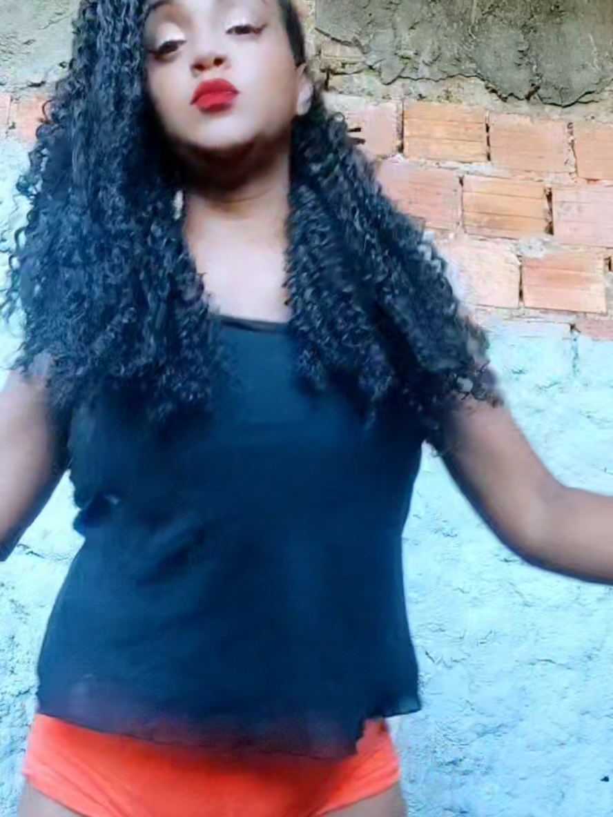 @Lucy a guria do short sexy