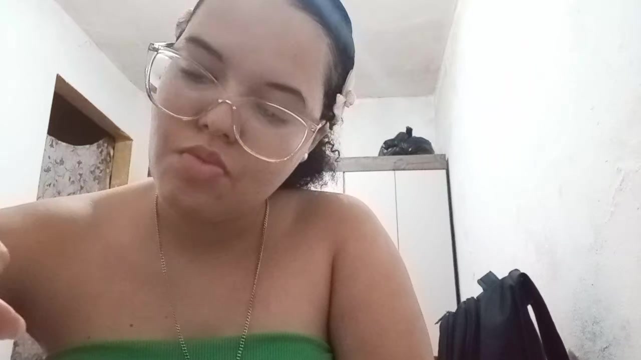 @Emilly Maria