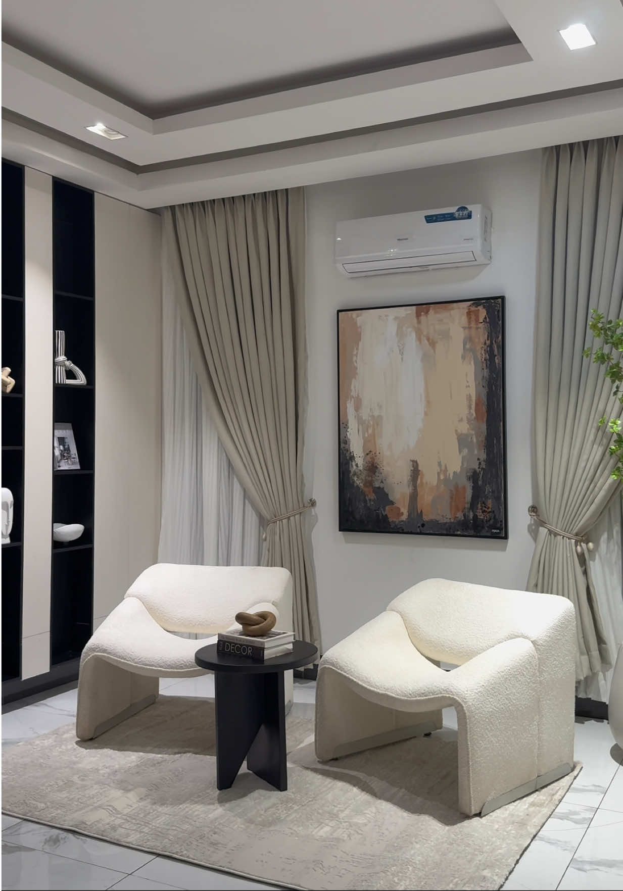 @INTERIOR DESIGNER IN BENIN