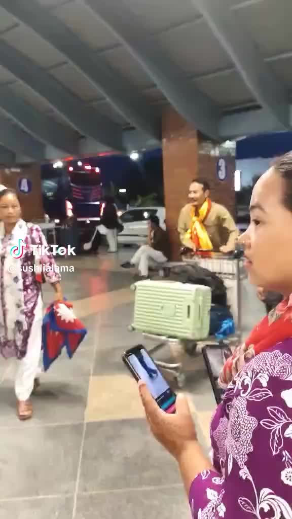 @SaiLi Tamang