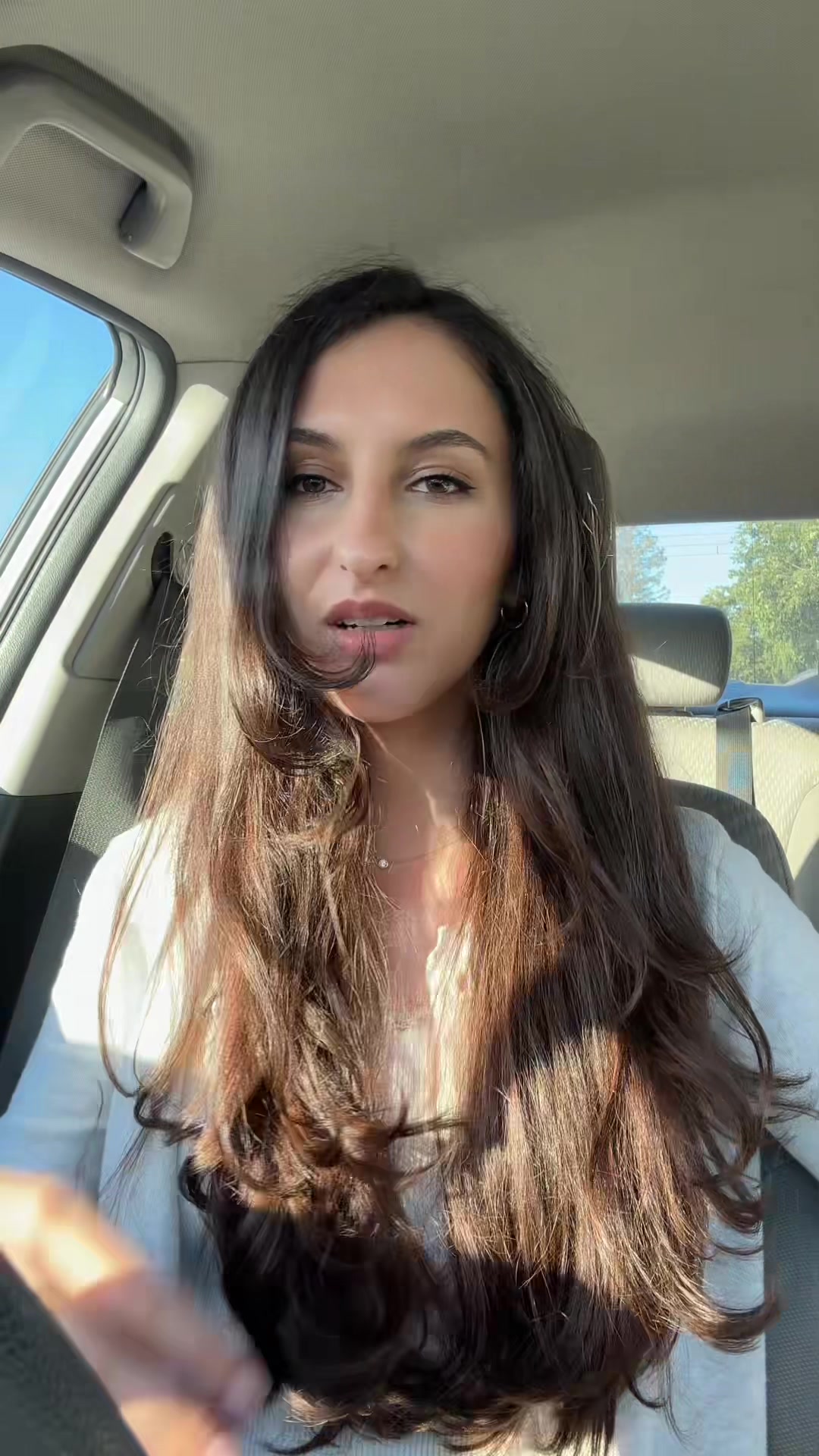 @leogirll4