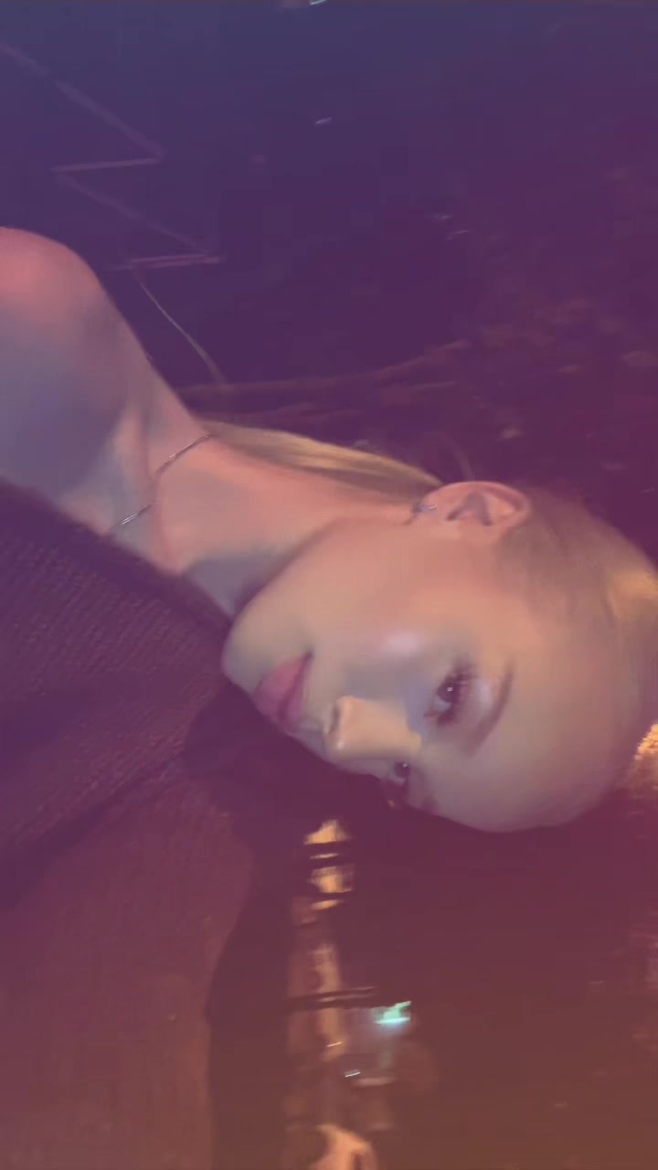 @vimolyyy