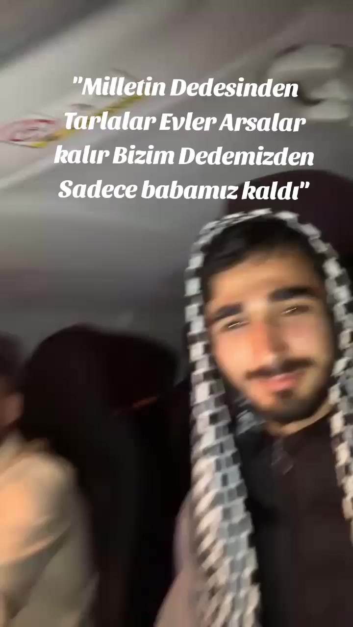 @🦅