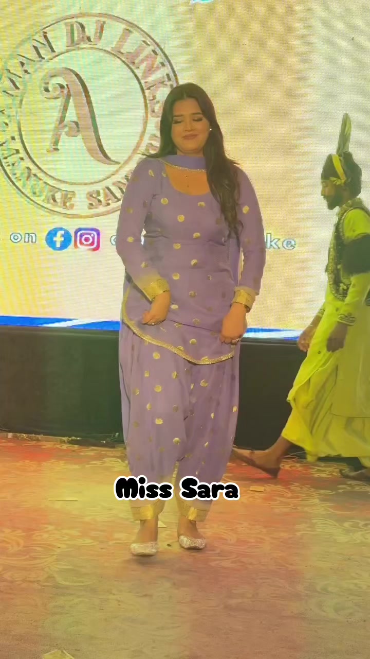 @Aj_Malika011