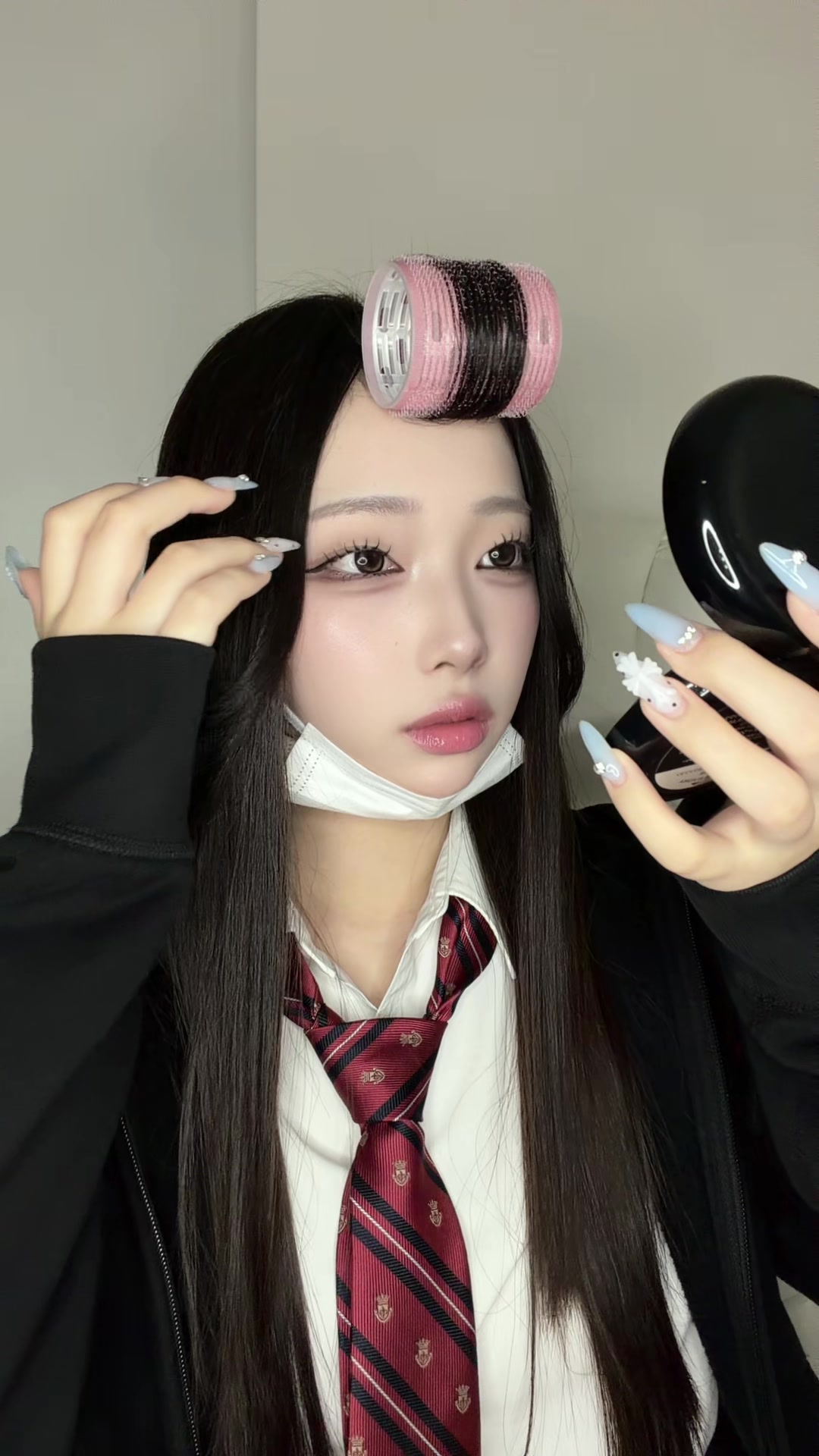 @るう