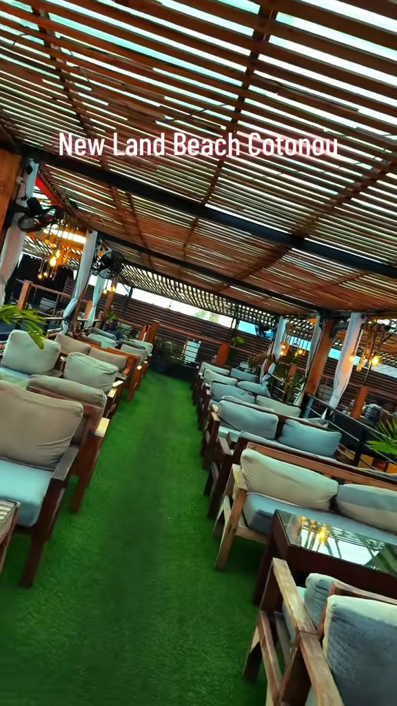 @NEW LAND BEACH COTONOU