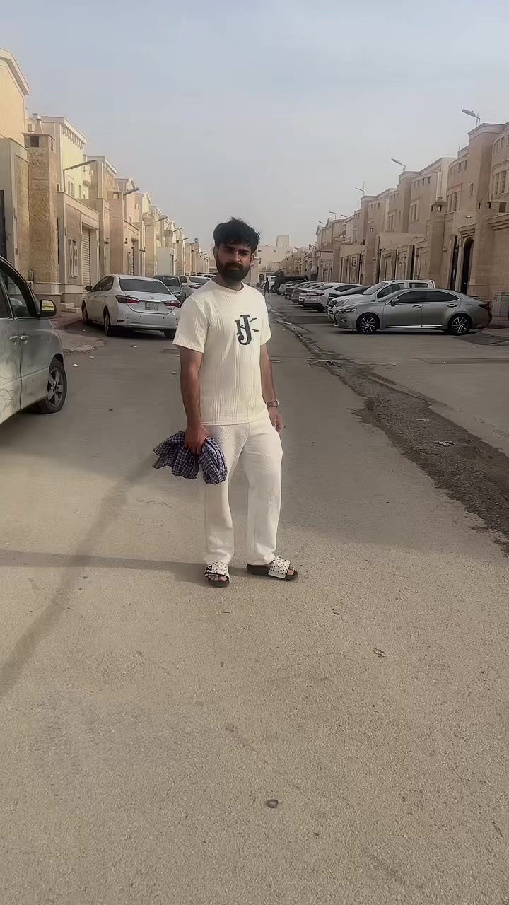 @Tahir ہنجرا جٹ 🦅