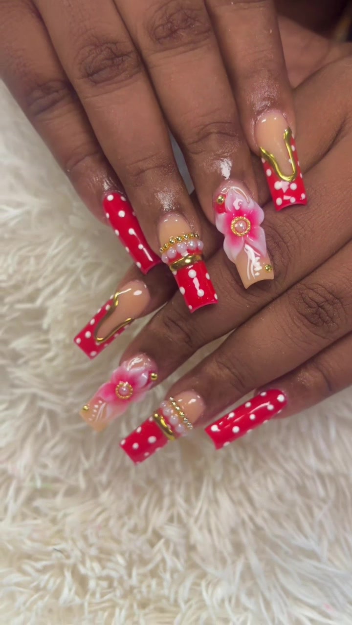 @Nicky the nail artist